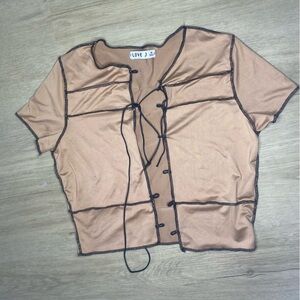 Tan Short Sleeve Top with Black Trim